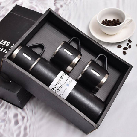 un thermos de 3 tasses pour conserver les boissons chaudes et froides