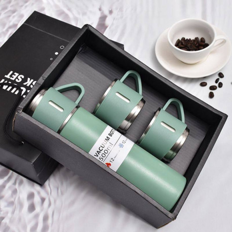 un thermos de 3 tasses pour conserver les boissons chaudes et froides